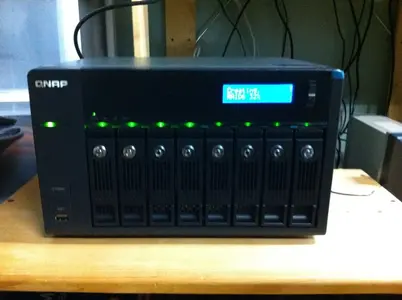 qnap859.webp