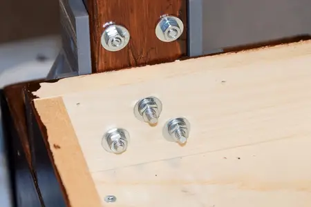 carriage bolt nuts and washers.webp