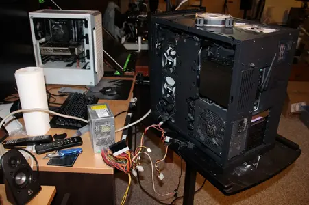 Back PSU pump power.JPG