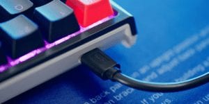 Ducky One 2 SF USB Port