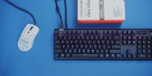 SteelSeries Apex Pro USB Port
